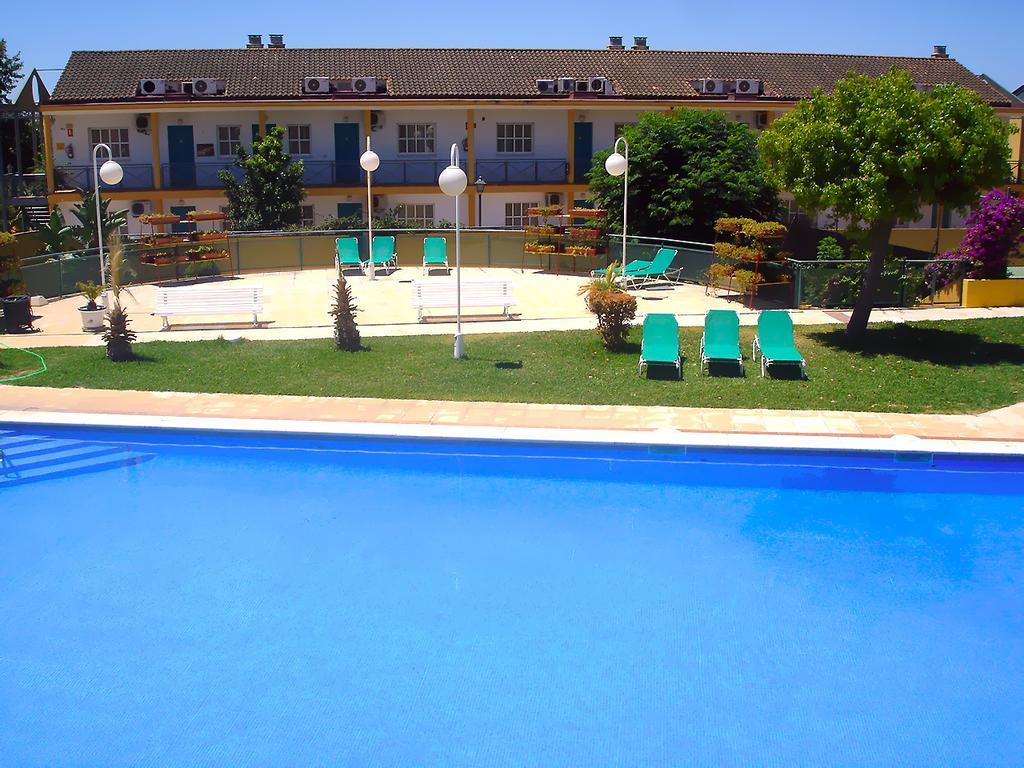 Hotel Jm Jardin De La Reina Гильена Экстерьер фото